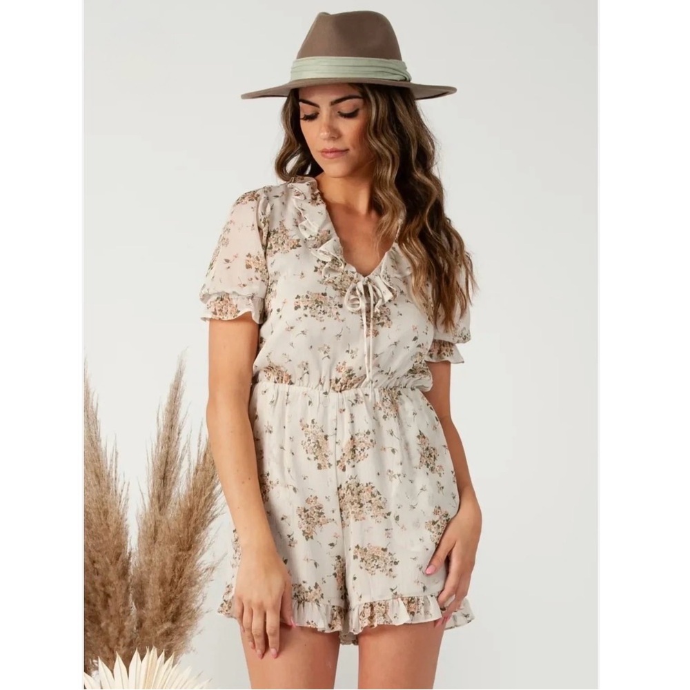 Floral Ruffle Tie-Neck Romper in Cream
